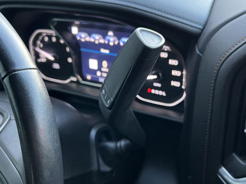 Used 2021 GMC Sierra 1500 AT4 w/ AT4 Premium Package image 31