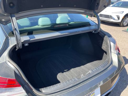 Used 2025 Hyundai Elantra Limited image 34