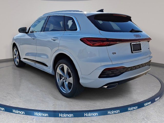 Used 2025 Audi Q5 Premium Plus w/ Premium Plus AWD/4WD image 2