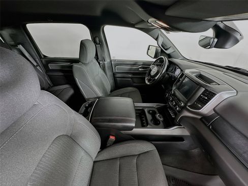 Used 2020 RAM 1500 Big Horn AWD/4WD image 27