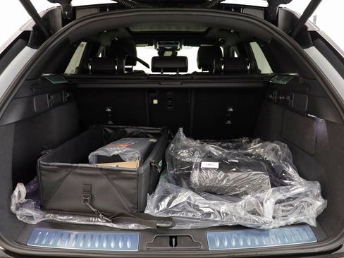 New 2026 Land Rover Range Rover Velar Autobiography AWD/4WD image 19
