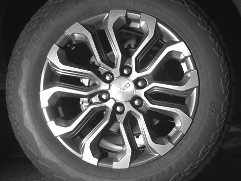 Used 2023 GMC Canyon Denali AWD/4WD image 11