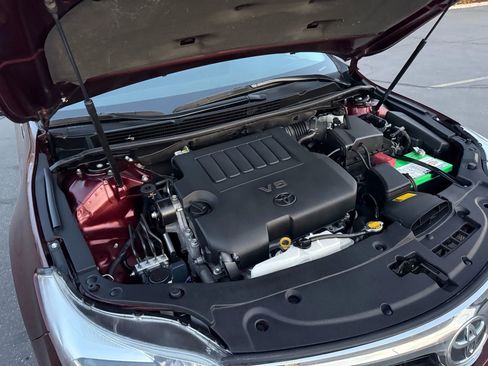 Used 2014 Toyota Avalon XLE Touring image 25