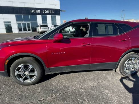 Certified 2024 Chevrolet Blazer LT w/ Driver Confidence Package image 4