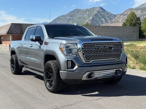 Used 2019 GMC Sierra 1500 Denali w/ Denali Ultimate Package AWD/4WD image 1