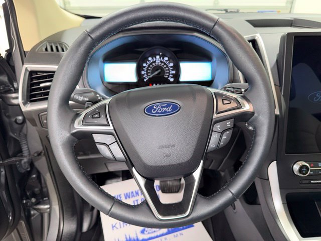 Used 2024 Ford Edge SEL w/ Convenience Package AWD/4WD image 16
