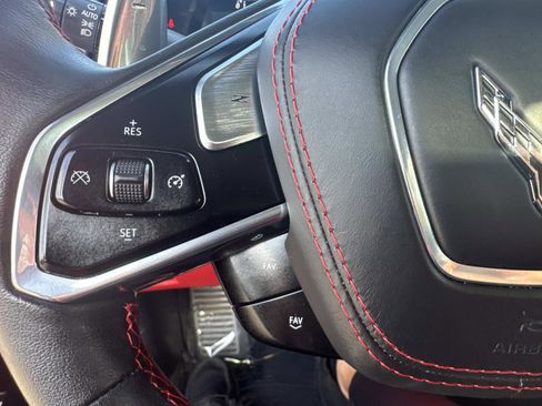 Used 2023 Chevrolet Corvette Stingray Premium Conv w/ Stealth Interior Trim Package image 25