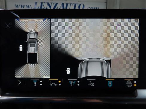 Used 2023 GMC Sierra 1500 SLT w/ SLT Convenience Package image 20