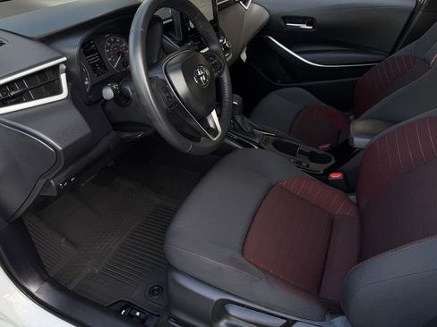 Certified 2025 Toyota Corolla SE image 18