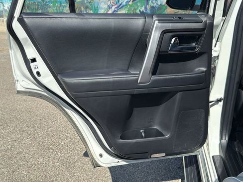 Used 2022 Toyota 4Runner Limited image 14