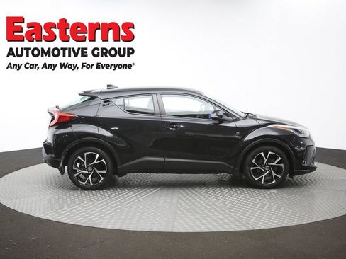 Used 2020 Toyota C-HR XLE FWD image 43