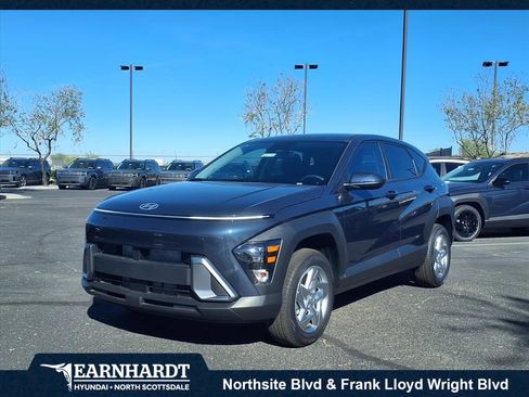 New 2026 Hyundai Kona SE image 1