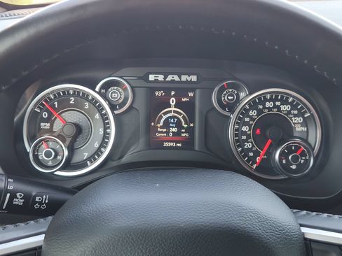 Used 2023 RAM 1500 Big Horn AWD/4WD image 16