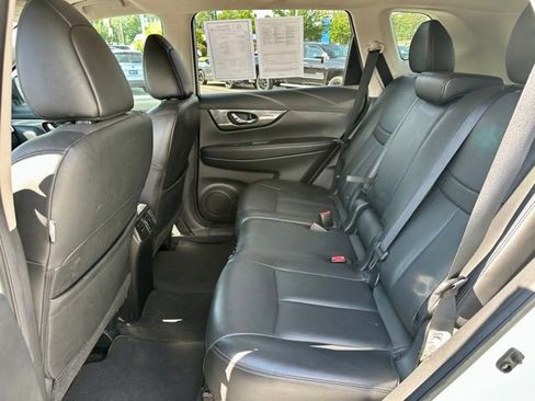 Used 2016 Nissan Rogue SL w/ SL Premium Package AWD/4WD image 18