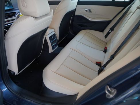 New 2026 BMW 330i Sedan w/ Convenience Package RWD image 19