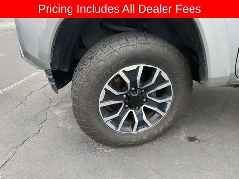 Used 2023 Toyota Tacoma TRD Sport w/ Advanced Technology Package AWD/4WD image 2