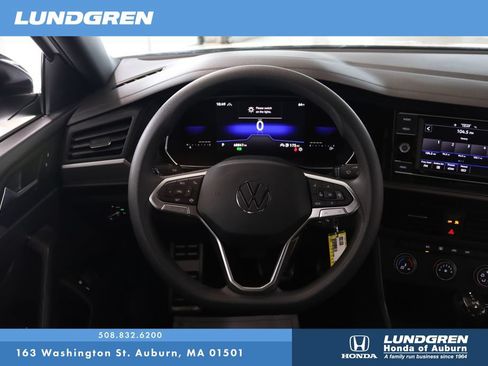 Used 2023 Volkswagen Jetta Sport FWD image 17