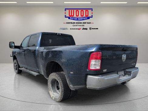 Used 2023 RAM 3500 Tradesman w/ Chrome Appearance Group AWD/4WD image 5