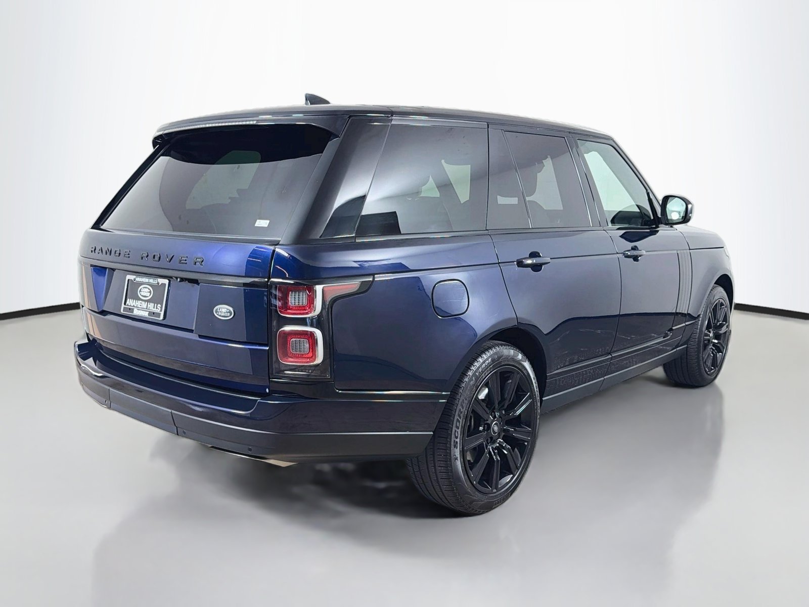 Used 2022 Land Rover Range Rover AWD/4WD image 5