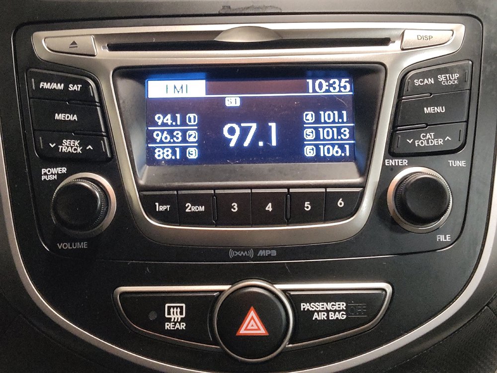 Used 2017 Hyundai Accent SE FWD image 25