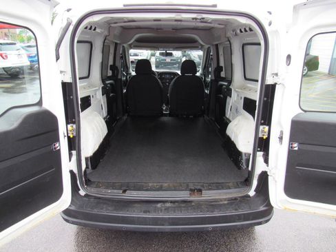 Used 2016 RAM ProMaster City Tradesman w/ Rear Back-up Camera Group FWD image 28