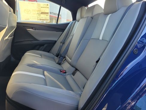 Used 2026 Toyota Camry SE image 11