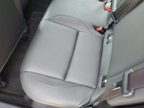 Used 2023 MAZDA MAZDA3 s FWD image 15