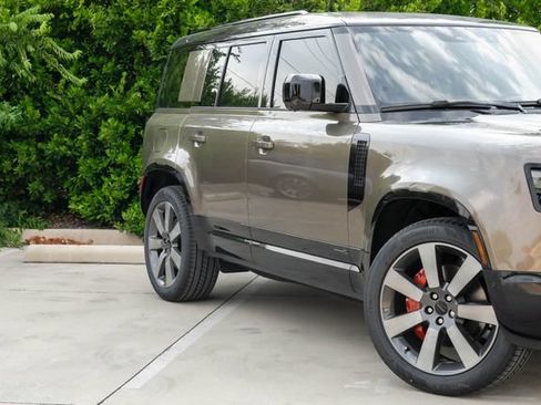 New 2026 Land Rover Defender 110 X AWD/4WD image 8