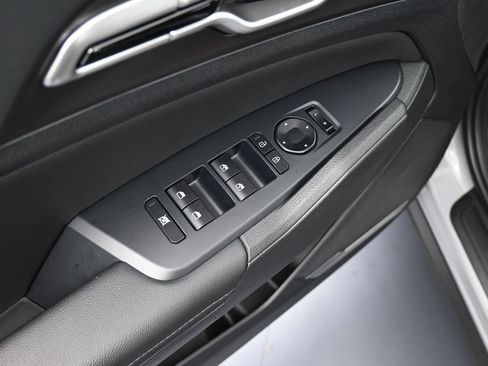 Used 2026 Kia Sportage EX w/ EX Panorama Roof Package image 17