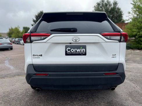 Used 2024 Toyota RAV4 LE image 7