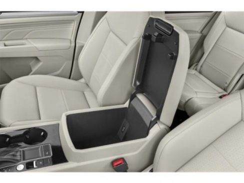 Used 2023 Volkswagen Atlas SE w/ Panoramic Sunroof Package image 14