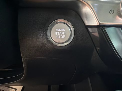 Used 2022 Kia Telluride S AWD/4WD image 31