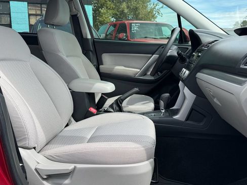 Used 2015 Subaru Forester 2.5i Premium AWD/4WD image 9