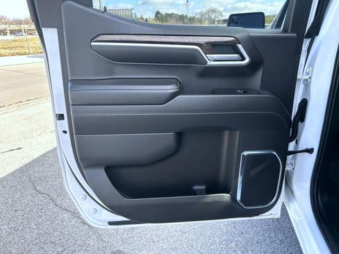 Certified 2022 GMC Sierra 1500 Elevation image 17