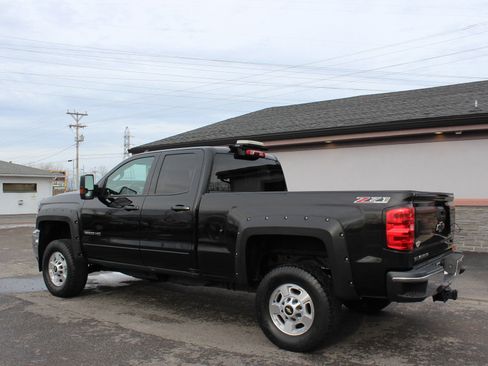 Used 2016 Chevrolet Silverado 2500 LT w/ All Star Edition image 9