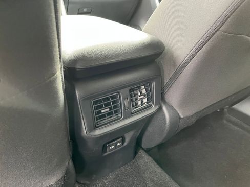 Used 2025 Toyota RAV4 XLE image 24