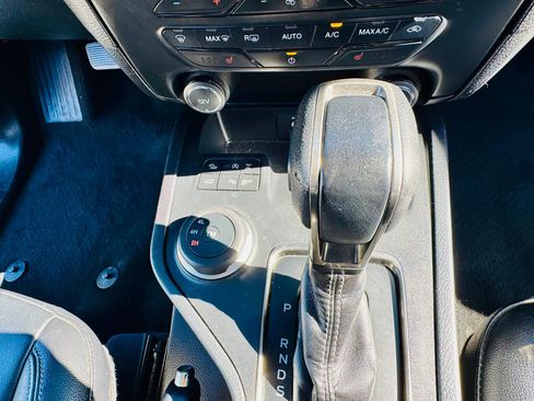 Used 2019 Ford Ranger Lariat w/ Equipment Group 501A Mid image 28