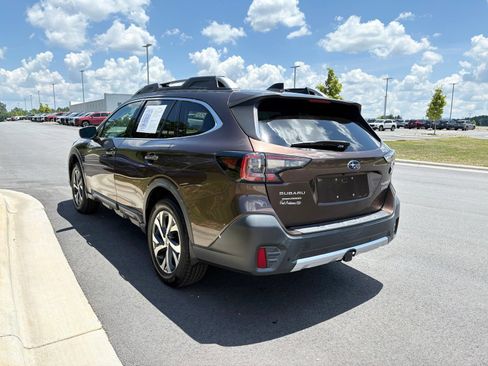 Used 2020 Subaru Outback Touring w/ Popular Package #2 AWD/4WD image 6
