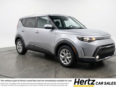 Used 2025 Kia Soul LX w/ LX Technology Package