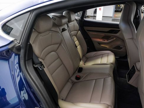 Used 2022 Porsche Taycan 4S image 34