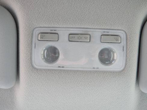 Used 2012 Toyota Prius C Three image 32