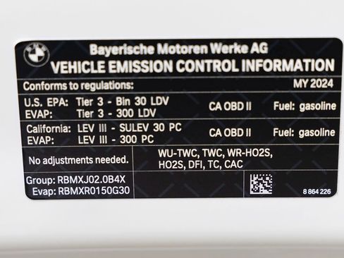 Certified 2024 BMW 330i Sedan w/ Convenience Package image 34