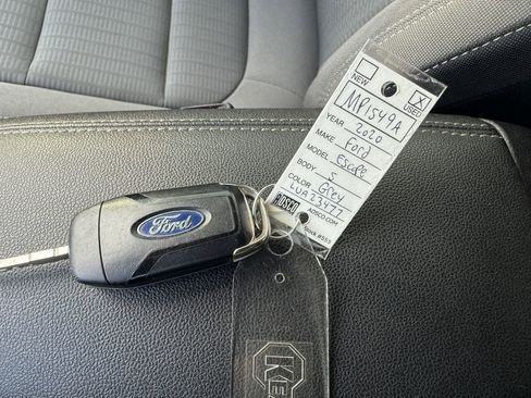 Used 2020 Ford Escape S AWD/4WD image 32
