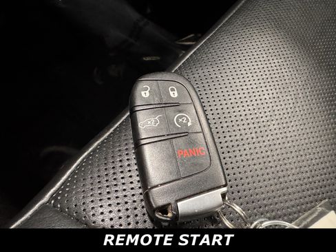 Used 2014 Jeep Grand Cherokee Overland image 12