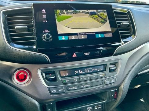 Certified 2023 Honda Passport EX-L image 32