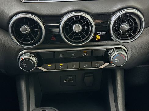 Used 2023 Nissan Sentra S image 22