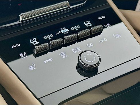 New 2026 Porsche Cayenne S image 21