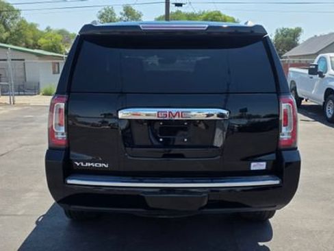 Used 2020 GMC Yukon Denali w/ Denali Premium Package AWD/4WD image 5