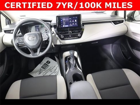 Used 2024 Toyota Corolla LE image 35