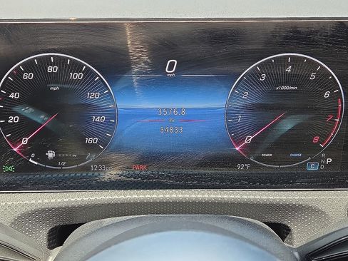 Used 2025 Mercedes-Benz CLA 250 4MATIC image 24